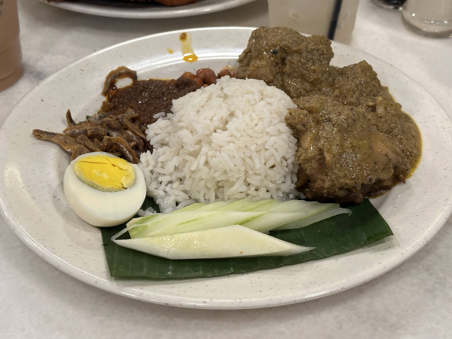 Ali, Muthu & Ah Hock Nasi Lemak Rendang