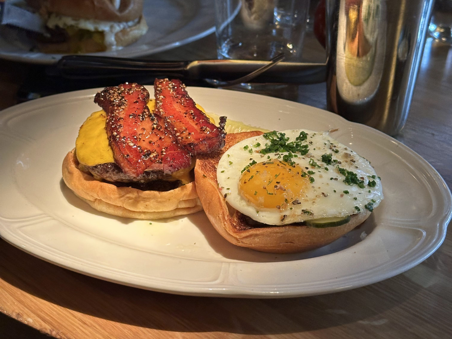 Au Cheval Cheeseburger