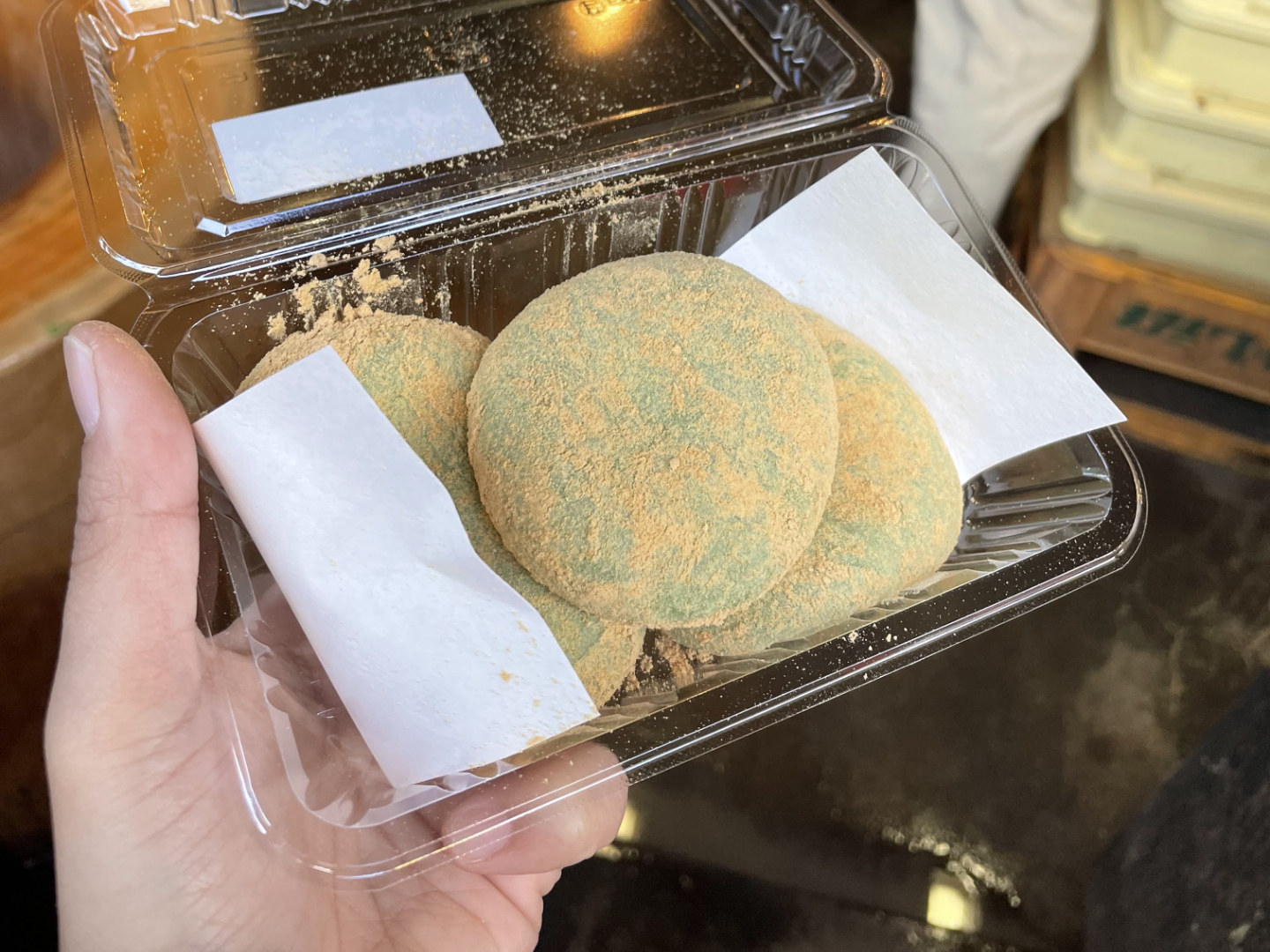 Nakatanidou Mochi