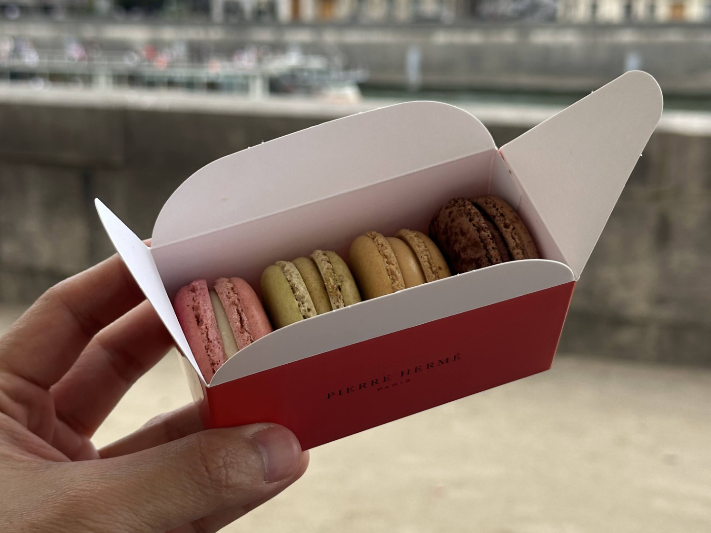Pierre Hermé Macaron