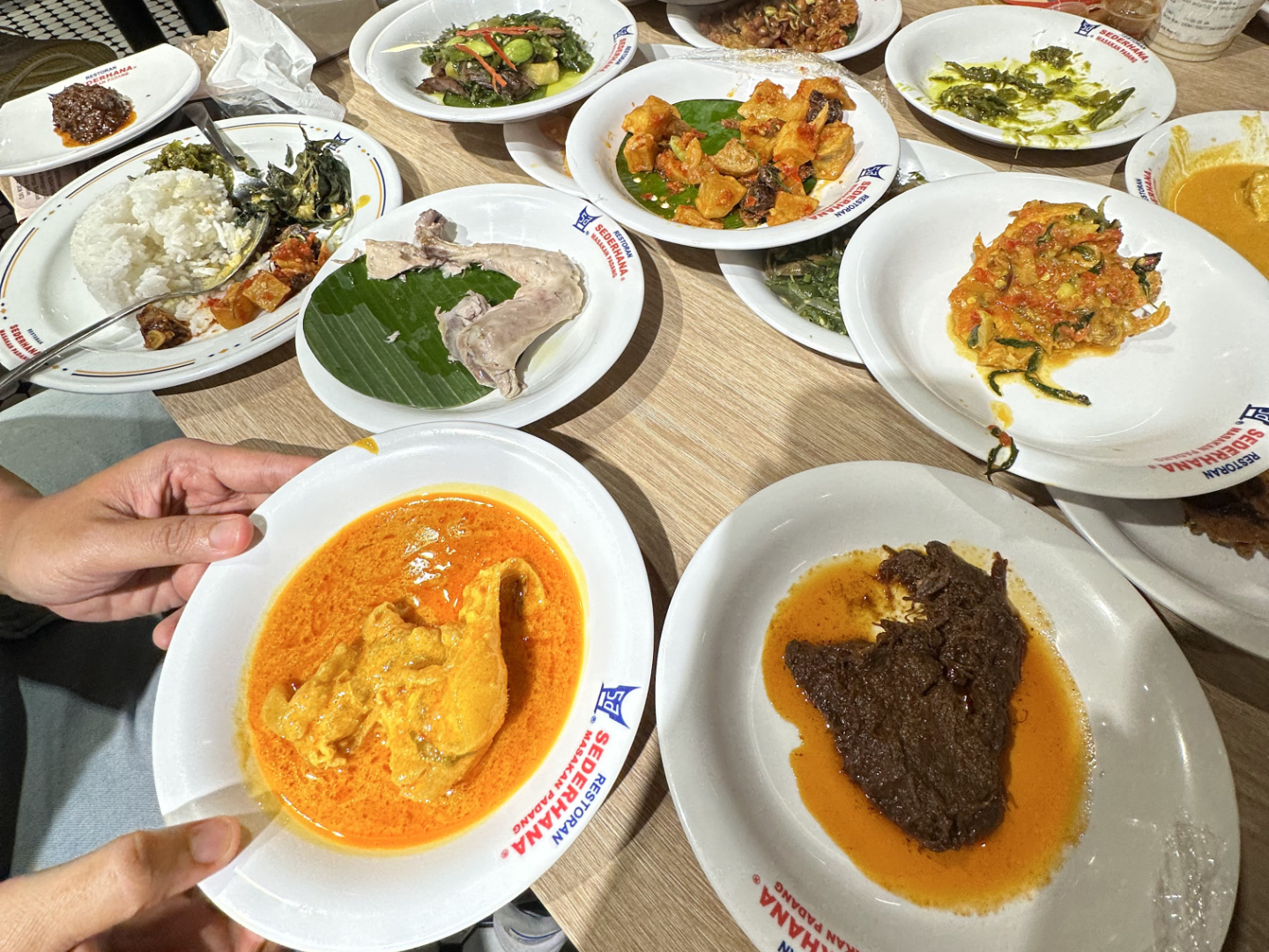 Restoran Sederhana Masakan Padang