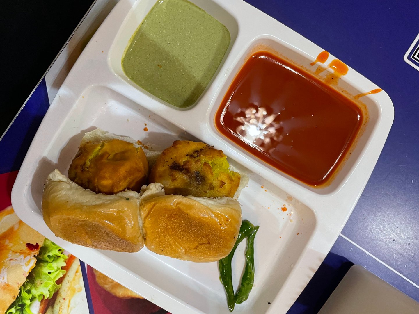 Shivam Vada Pav