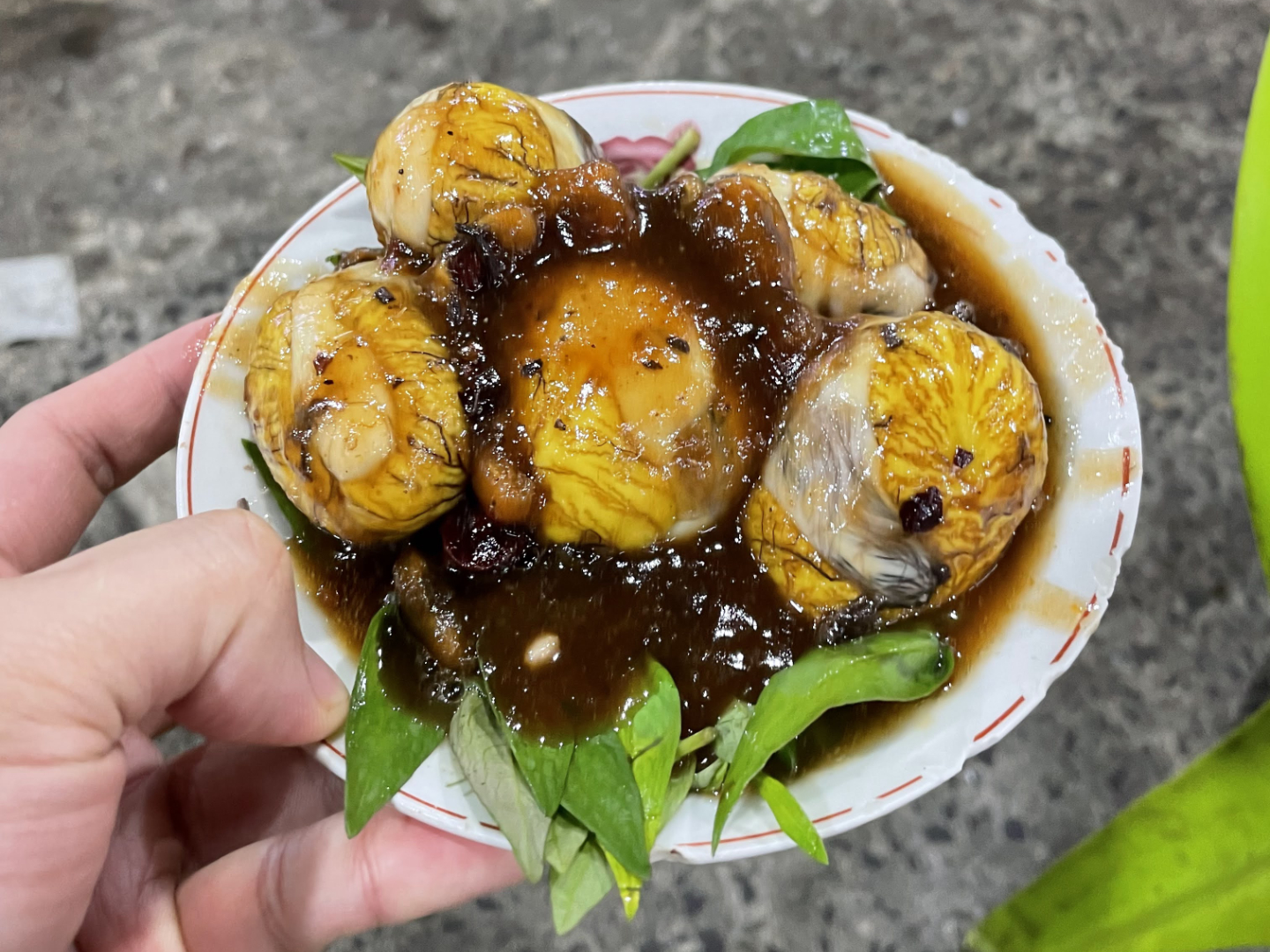 Hột Vịt Lộn Xào Me