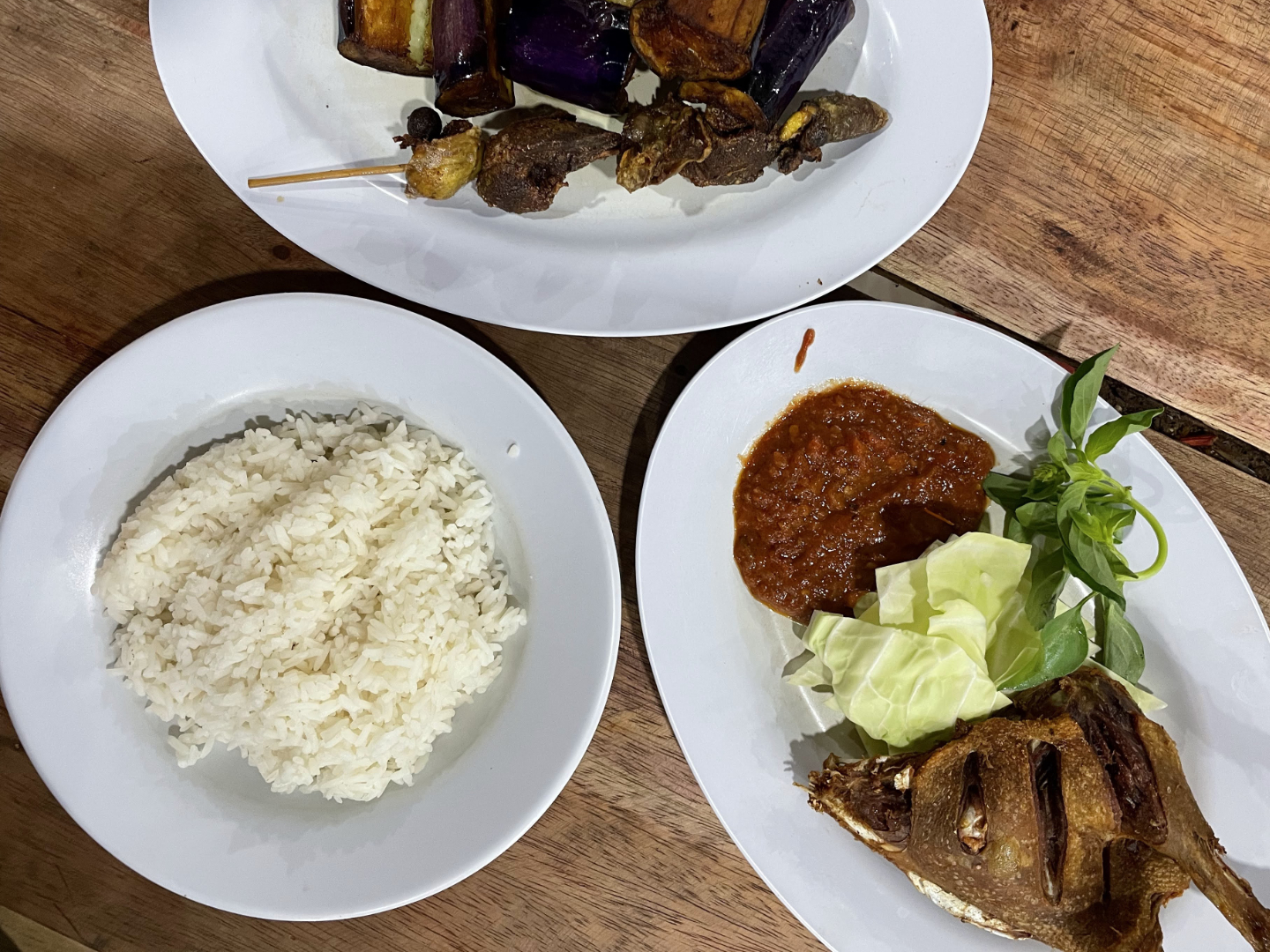 Warung Sari Laut Cak Mukit Ayam Goreng