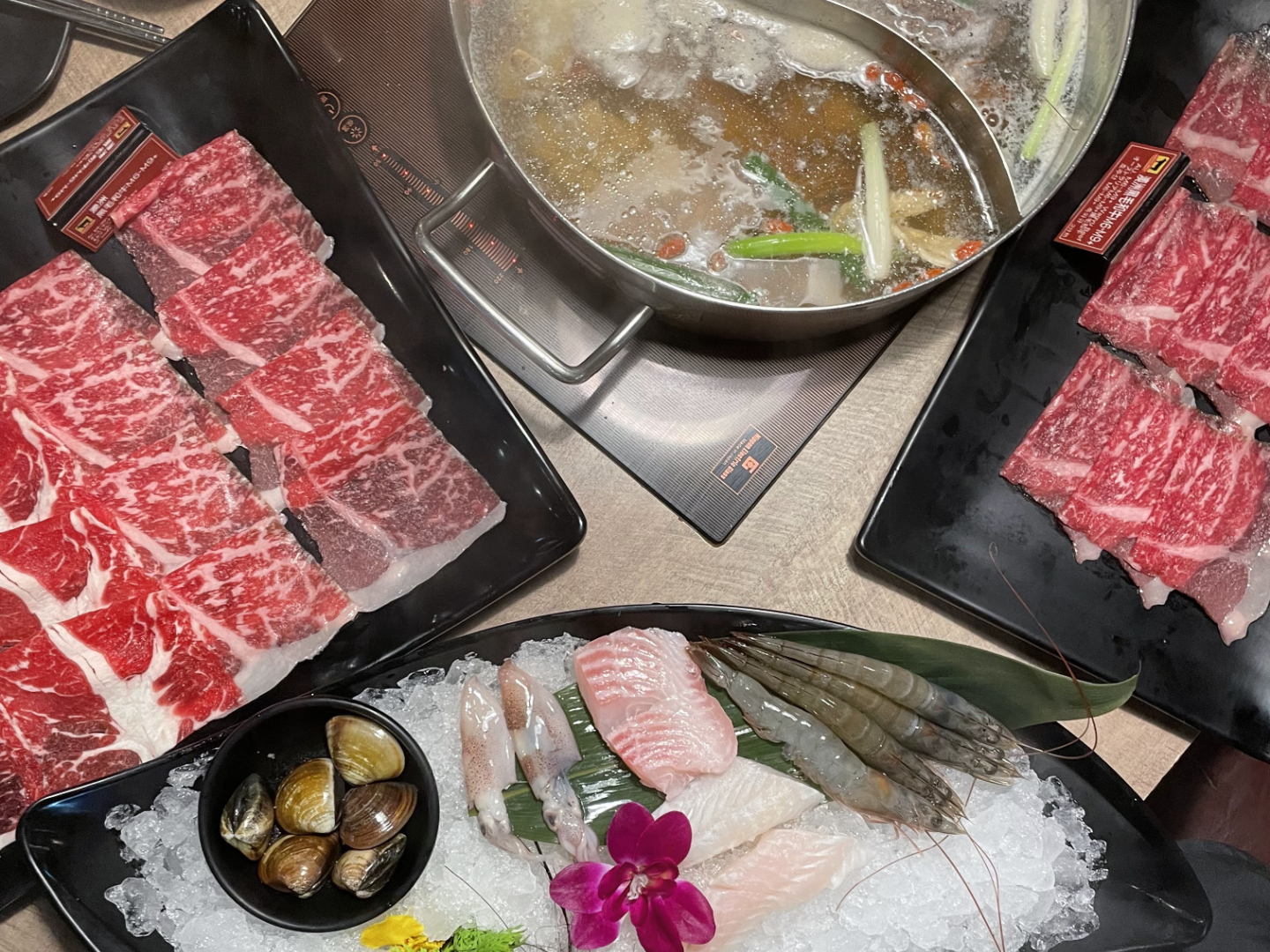 新馬辣經典麻辣鍋-高雄夢時代店