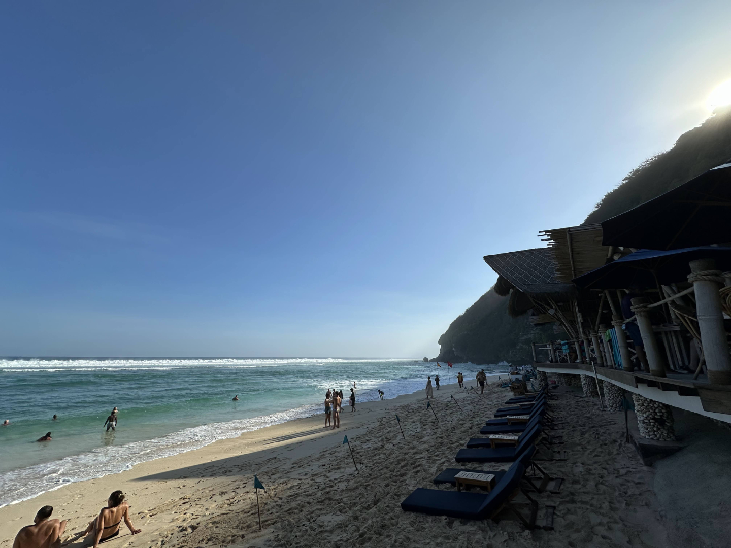 Sundays Beach Club